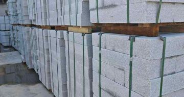 北京芝麻白路牙石，路侧石