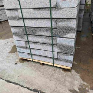 北京芙蓉白路牙石，马路牙子