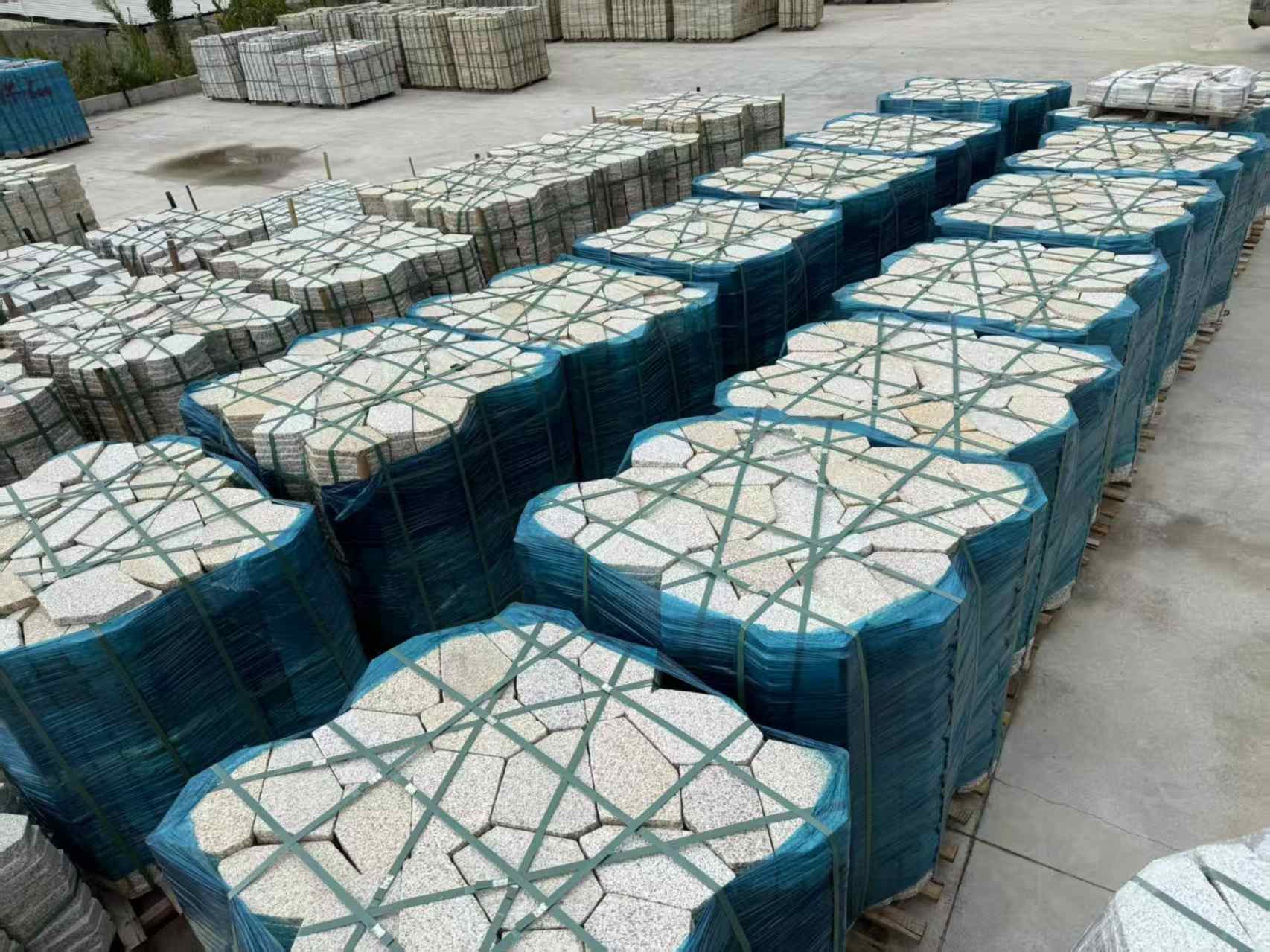 北京黄金麻冰裂纹 碎拼