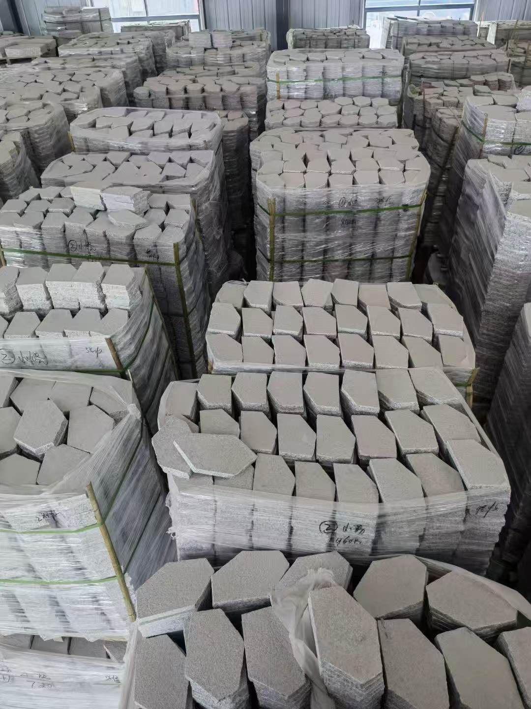 北京芝麻白石材冰裂纹，碎拼。